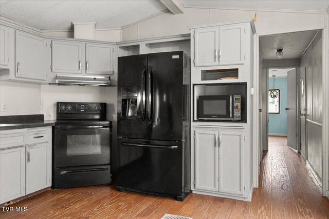 205 Jenkins Hollow Road, Elizabethton, TN 37643
