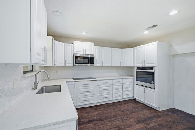 5814 Cypress Drive, Rowlett, TX 75089