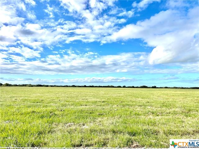 6 Mack Hale Road, Seadrift, TX 77983