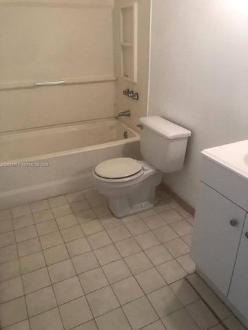6155 NW 186th St 209, Hialeah, FL 33015