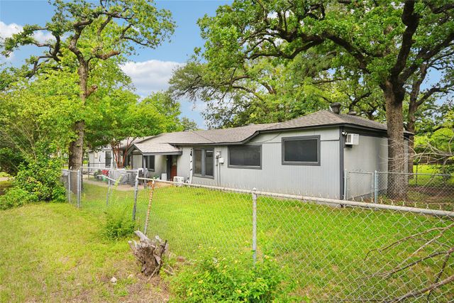 7616 Osage Trail, Lake Worth, TX 76135