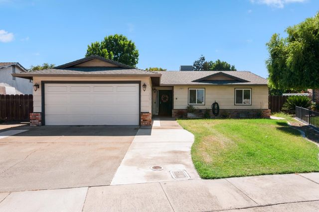 2014 Manchester Ln, Manteca, CA 95336