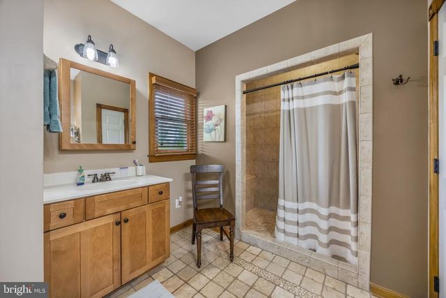 6657 LAWYERS RD, Spotsylvania, VA 22551