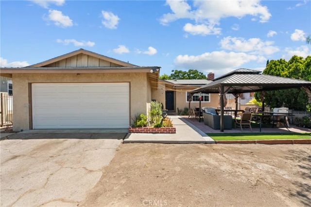 11924 Chadron Avenue, San Fernando, CA 91340