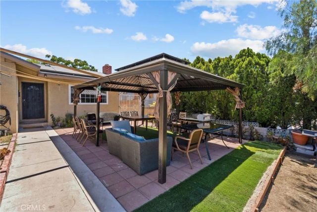 11924 Chadron Avenue, San Fernando, CA 91340