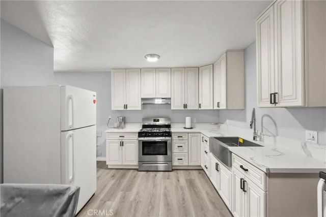 11924 Chadron Avenue, San Fernando, CA 91340