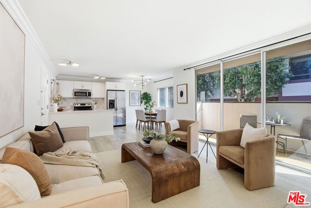 8358 Manitoba Street 8, Playa Del Rey, CA 90293 — exterior