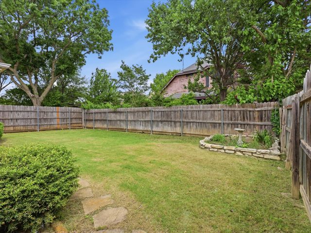 2312 Park Row, Mckinney, TX 75072