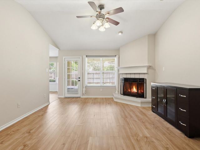 2312 Park Row, Mckinney, TX 75072