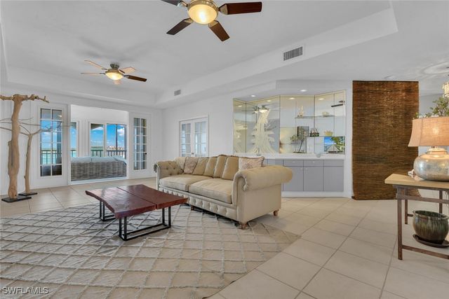 2000 Royal Marco WAY 2-607, Marco Island, FL 34145