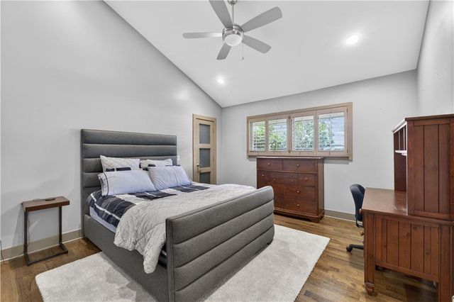 8608 Reinhardt Lane, Leawood, KS 66206