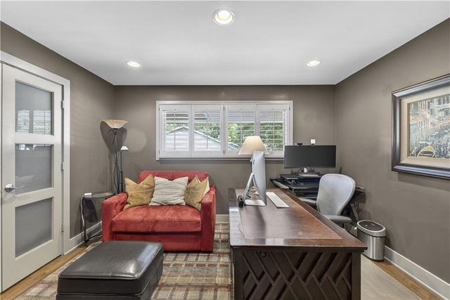 8608 Reinhardt Lane, Leawood, KS 66206