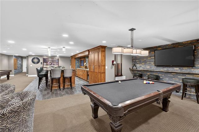 8608 Reinhardt Lane, Leawood, KS 66206