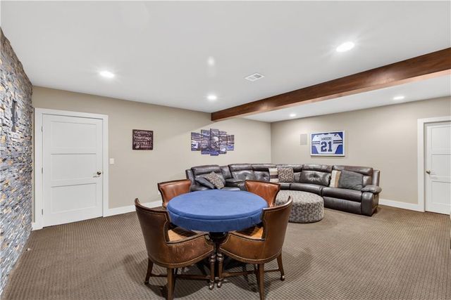 8608 Reinhardt Lane, Leawood, KS 66206