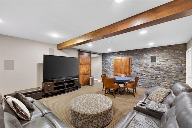 8608 Reinhardt Lane, Leawood, KS 66206