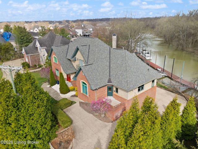 6205 River Rd, Prospect, KY 40059