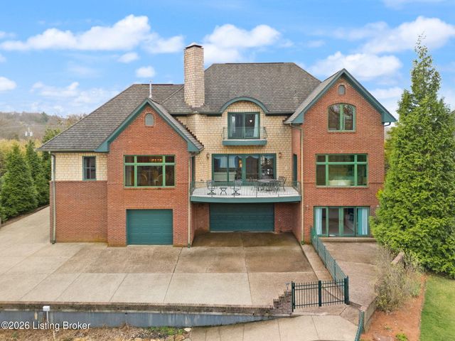 6205 River Rd, Prospect, KY 40059