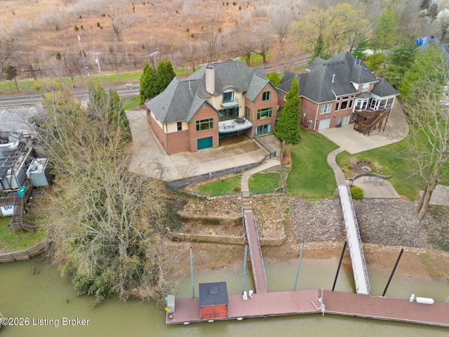 6205 River Rd, Prospect, KY 40059