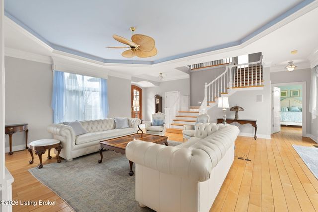 6205 River Rd, Prospect, KY 40059