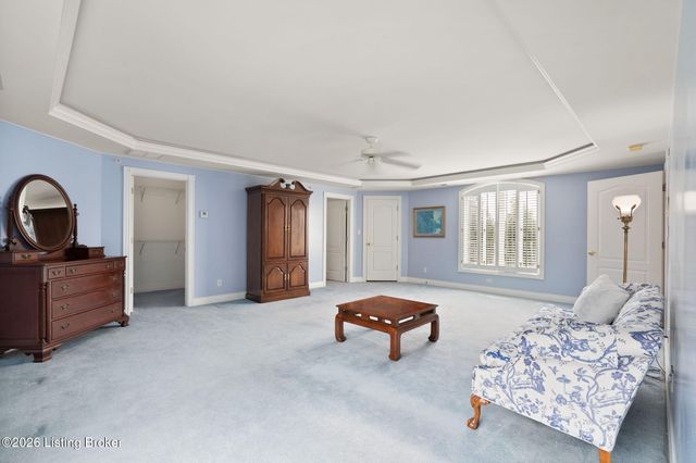 6205 River Rd, Prospect, KY 40059