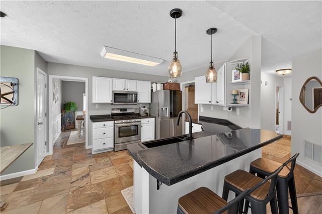 2940 Northcliff Drive, Suwanee, GA 30024