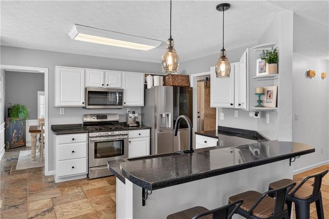 2940 Northcliff Drive, Suwanee, GA 30024
