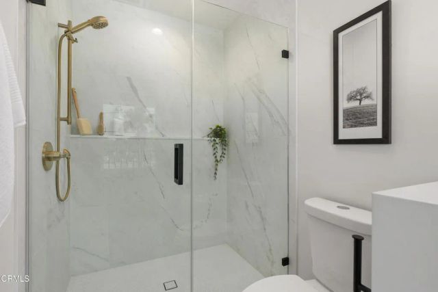 2101 Rome Drive, Los Angeles, CA 90065