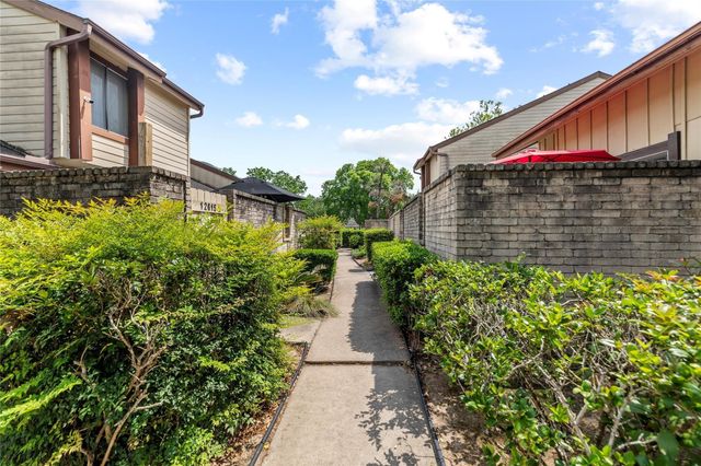 12606 Wellington Park Drive, Houston, TX 77072