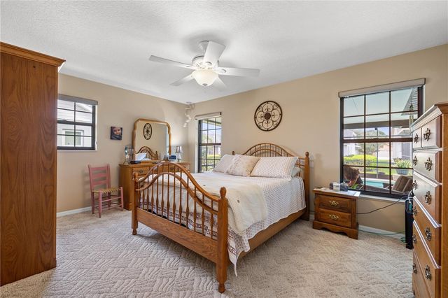 6352 HUNTINGTON DRIVE, Zephyrhills, FL 33542