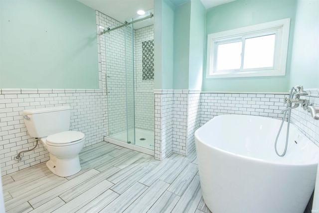 53230 Oakton Drive, South Bend, IN 46635