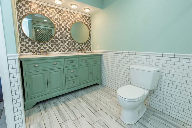 53230 Oakton Drive, South Bend, IN 46635