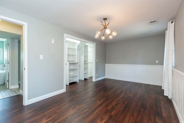 53230 Oakton Drive, South Bend, IN 46635