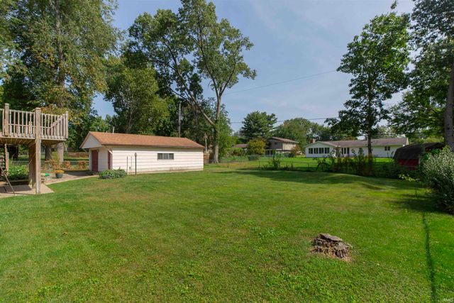 53230 Oakton Drive, South Bend, IN 46635