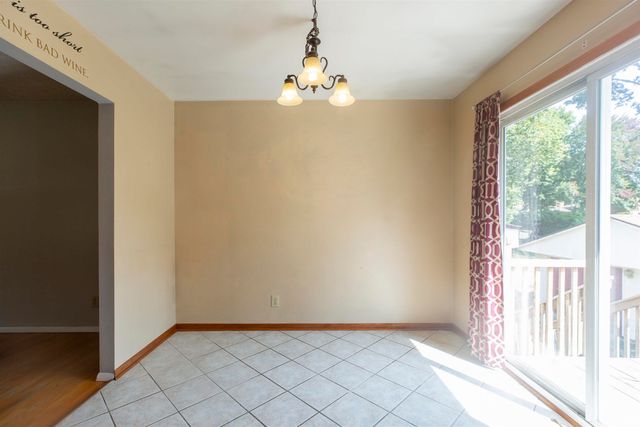 53230 Oakton Drive, South Bend, IN 46635