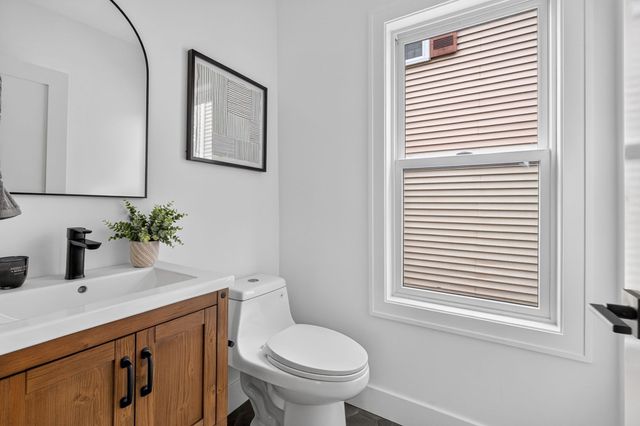 37 Belmont St 37, Somerville, MA 02143