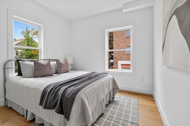37 Belmont St 37, Somerville, MA 02143