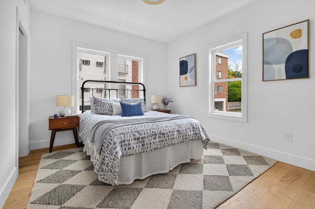 37 Belmont St 37, Somerville, MA 02143