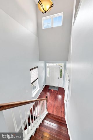 64 MEADOW CIR, Mays Landing, NJ 08330
