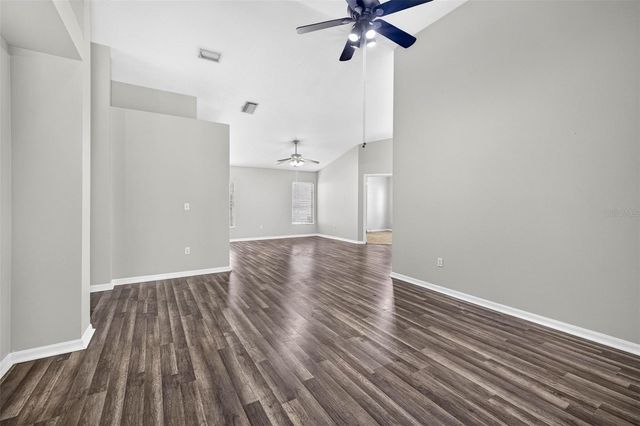 2605 VALENCIA GROVE DRIVE, Valrico, FL 33596