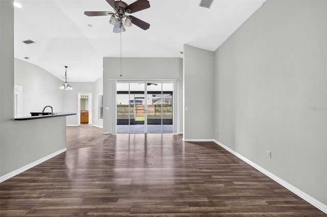 2605 VALENCIA GROVE DRIVE, Valrico, FL 33596