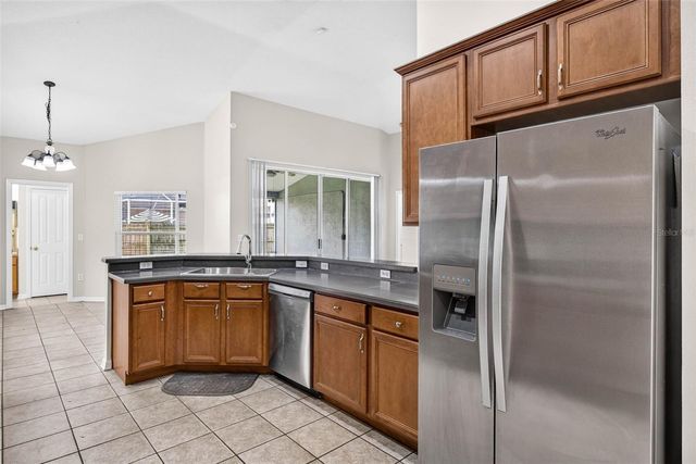 2605 VALENCIA GROVE DRIVE, Valrico, FL 33596