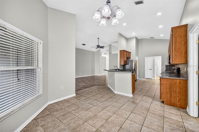 2605 VALENCIA GROVE DRIVE, Valrico, FL 33596