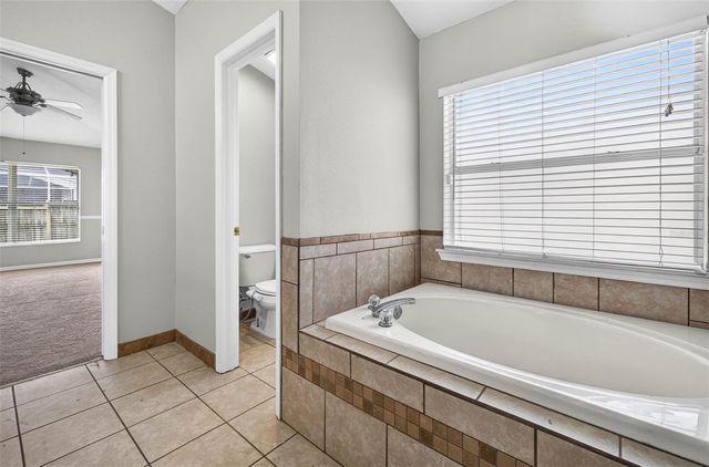 2605 VALENCIA GROVE DRIVE, Valrico, FL 33596