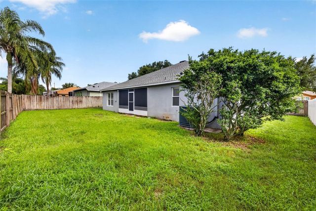 2605 VALENCIA GROVE DRIVE, Valrico, FL 33596