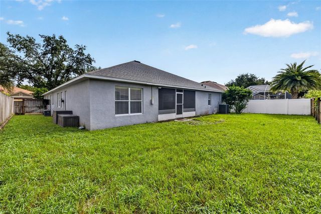 2605 VALENCIA GROVE DRIVE, Valrico, FL 33596