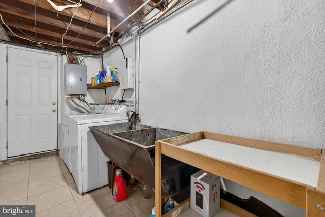7147 LARGE ST, Philadelphia, PA 19149