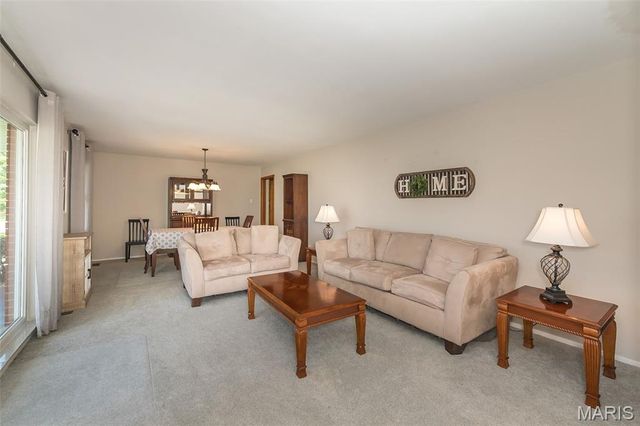 11534 Corlyn Drive, St Louis, MO 63138