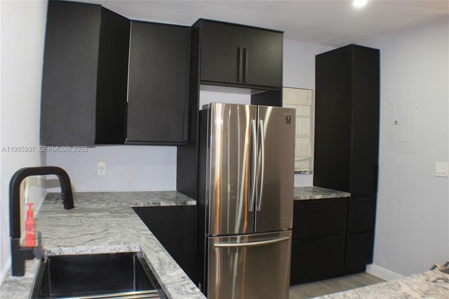 6731 Cypress Road 205, Plantation, FL 33317
