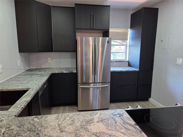 6731 Cypress Road 205, Plantation, FL 33317