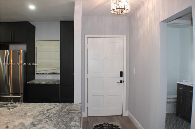 6731 Cypress Road 205, Plantation, FL 33317